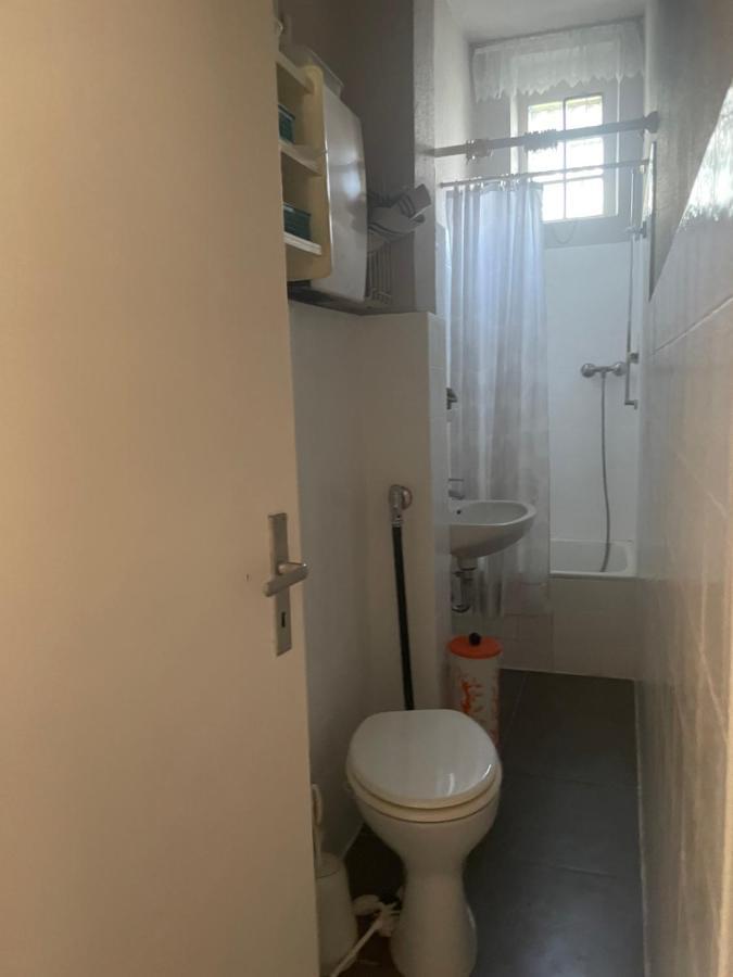 1 Schlafenzimmer 1 Whonzimmer Waschmaschine Trockner Maximum 4Personen Rheinhausen Center Appartement 1705 Duisburg Eksteriør bilde